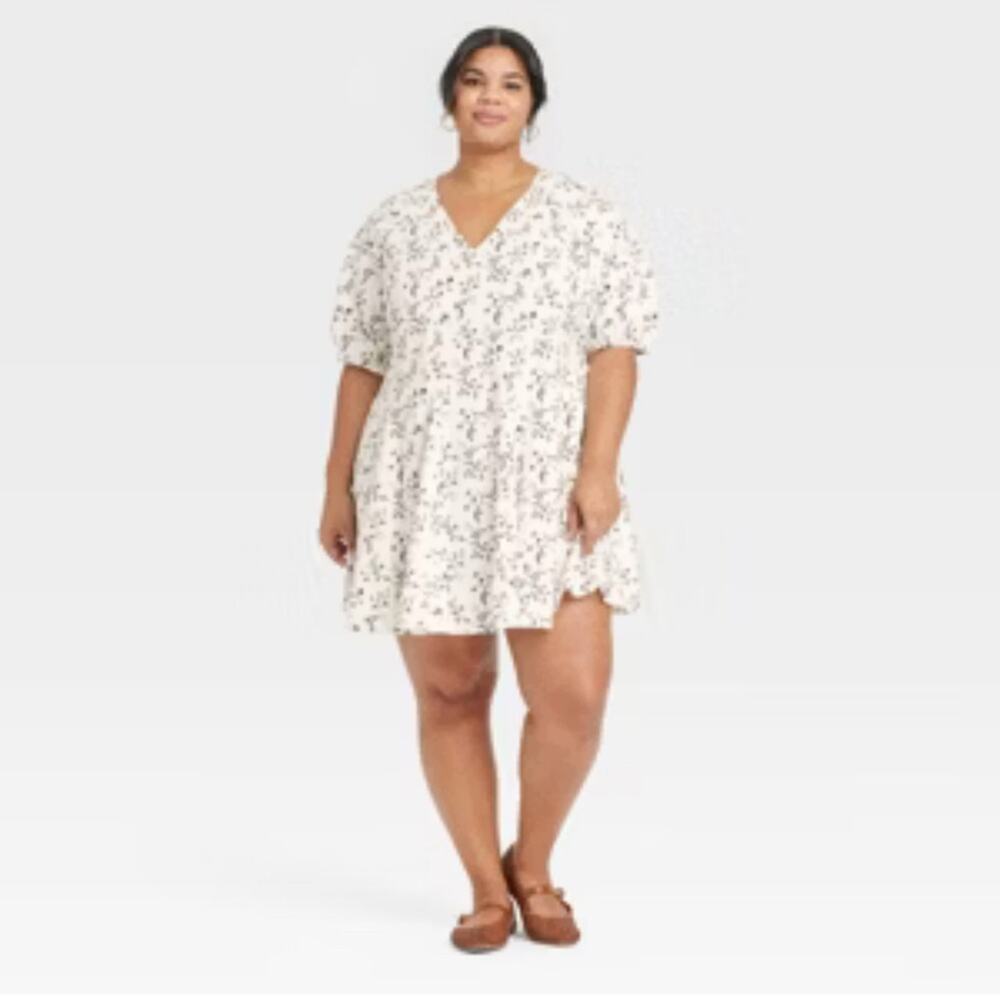 Universal Thread Women’s XXL Floral Dress V Neck Short Sleeve Cotton Rayon NWOT